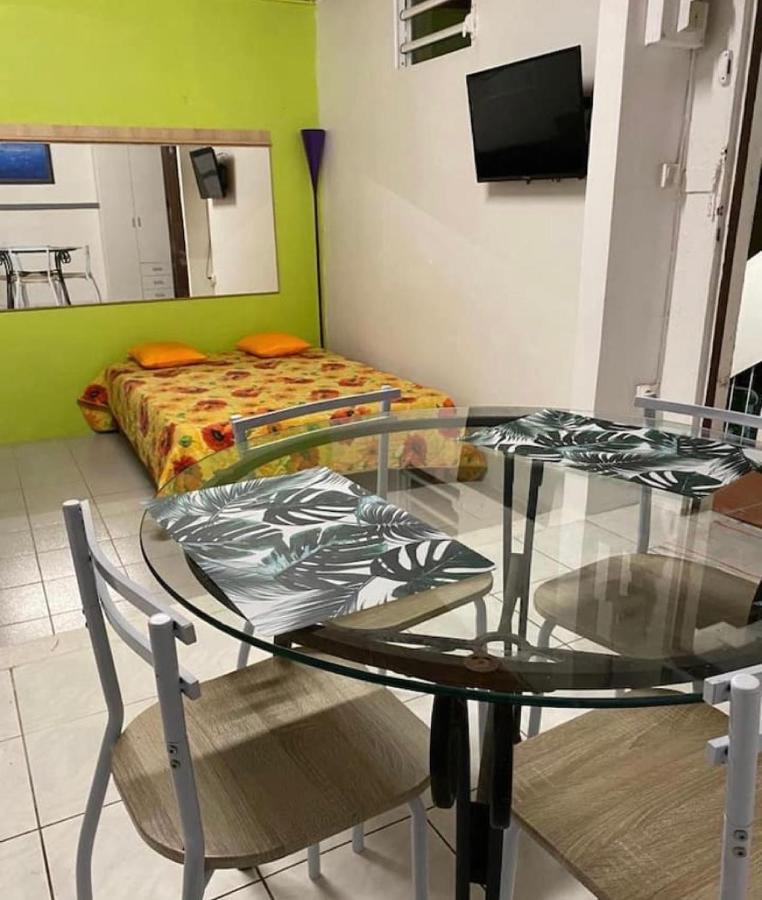 Appartement Orchidée 2 Fort-de-France Extérieur photo
